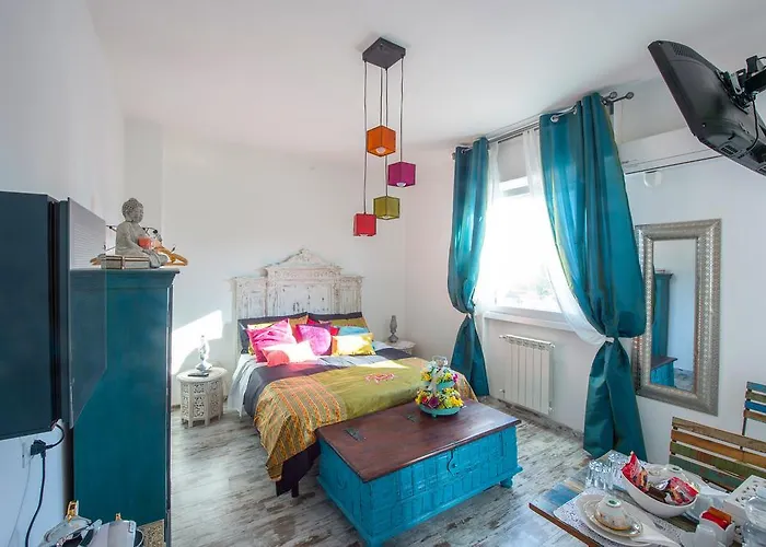 Couette-café Letto E Latte 4*
